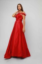 فستان سهرة أحمر طويل