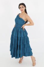 فستان احمر طبقات