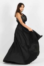 جلابية بناتي بتطريز انيق