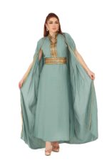 قفطان مغربي قطعتين مطرزة بالخط الذهبي