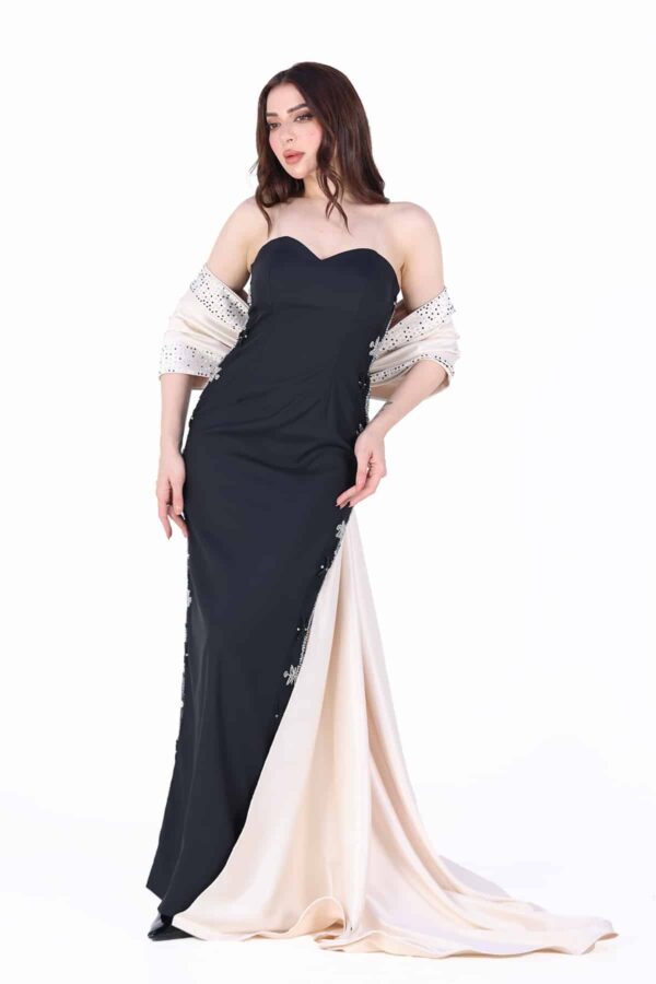 فستان سهرة بيج مع أسود