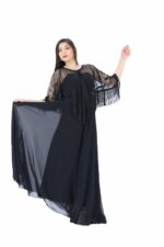 فستان سهرة أسود بطرحة مطرزة