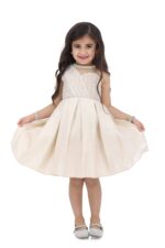 فستان بناتي بتصميم كلاسيك