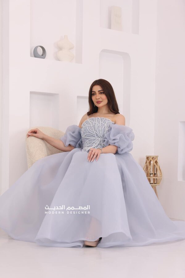فستان سهرة بتطريز راقي