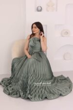 فستان سهرة فخم بفونكة بالصدر