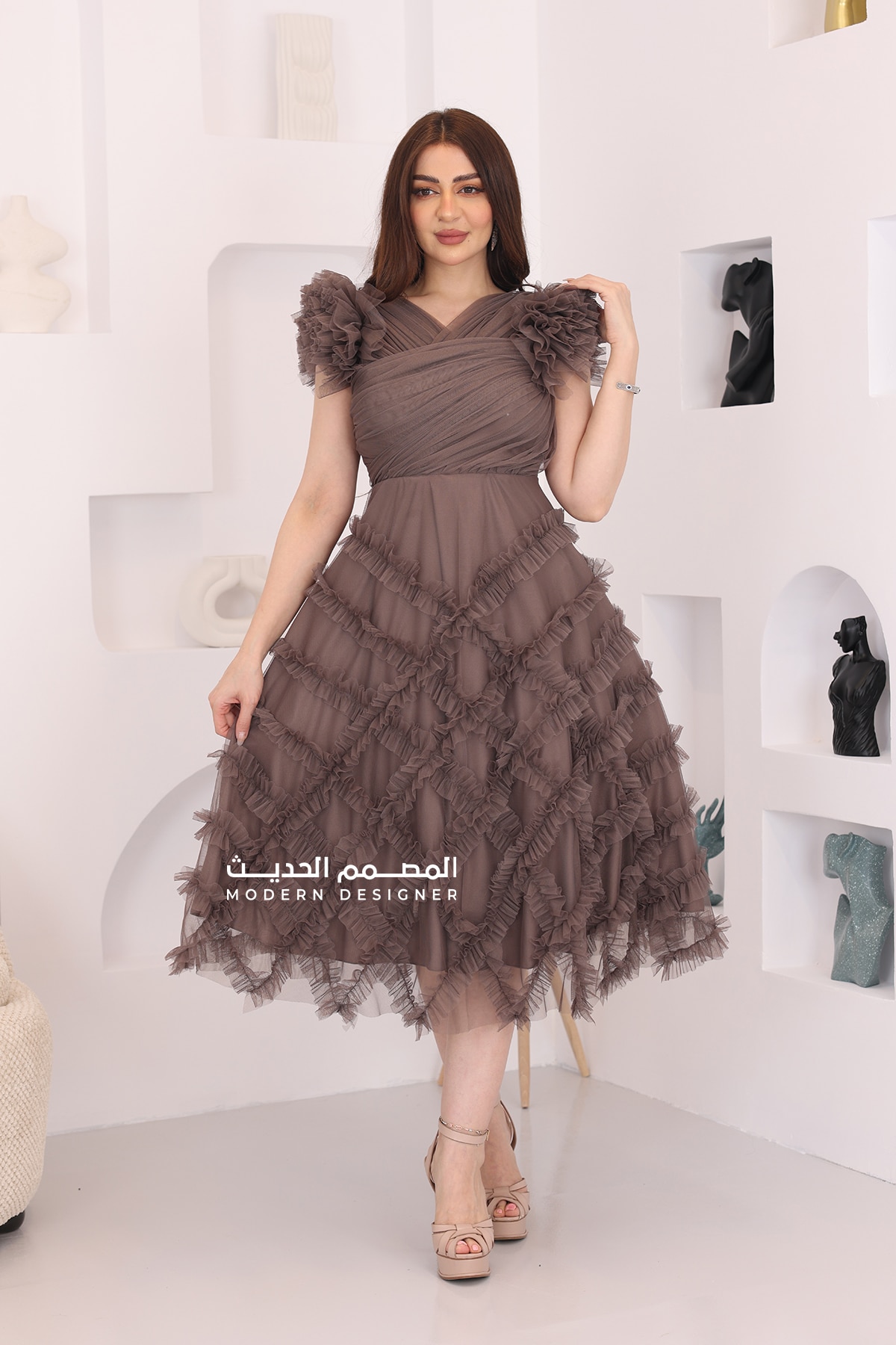 فستان قصير تل طبقات فخمة فستان قصير تل طبقات فخمة
