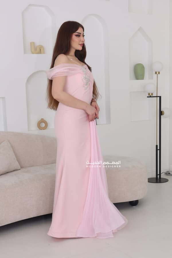 فستان سهرة سواريه ملكي