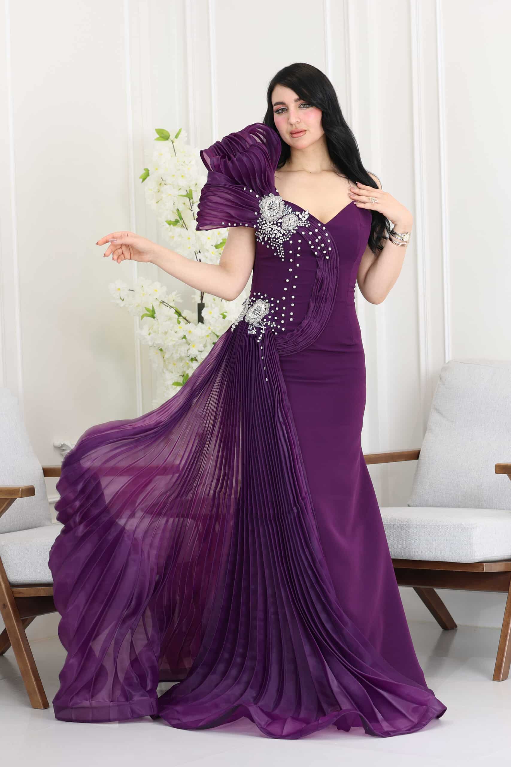 فستان سهره بتطريز فاخر فستان سهره بتطريز فاخر