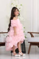 فستان بناتي بتصميم ورد