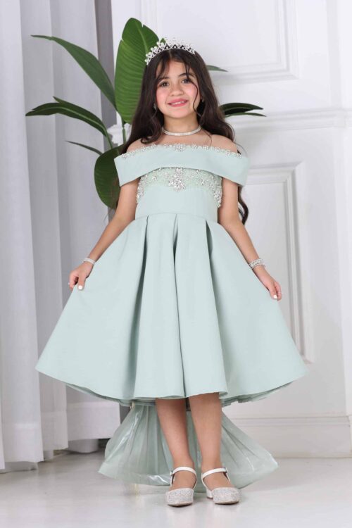 فستان بناتي بتطريز انيق