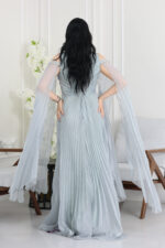 فستان سواريه بأكمام طويلة