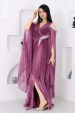 فستان سواريه بأكمام طويلة