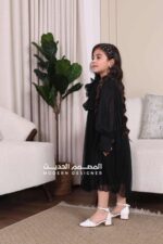 ⁦فستان بناتي ناعم بتصميم فاخر⁩ - الصورة ⁦4⁩