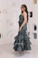 ⁦فستان تب بقصة أنيقة⁩ - الصورة ⁦4⁩