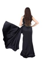 ⁦فستان سهرة اسود طويل⁩ - الصورة ⁦5⁩