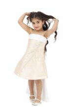 ⁦فستان بناتي بتطريز فخم⁩ - الصورة ⁦2⁩