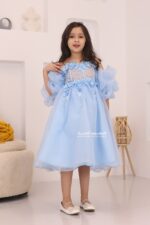 ⁦فستان بناتي فخم بأكمام بوف⁩ - الصورة ⁦2⁩