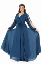 ⁦فستان ناعم باكمام مفتوحه⁩ - الصورة ⁦4⁩