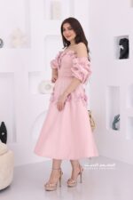 ⁦فستان ميدي اكمام بوف بتصميم انيق⁩ - الصورة ⁦2⁩