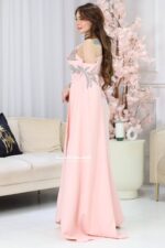 ⁦فستان انيق بتصميم راقي⁩ - الصورة ⁦2⁩