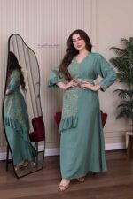 ⁦جلابية رمضانيه باحرف ذهبية فخمة⁩ - الصورة ⁦2⁩