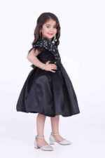 ⁦فستان اطفال كلاسيك بريش⁩ - الصورة ⁦2⁩