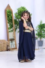 ⁦جلابية مغربية بناتي بتطريز حروف ذهبية⁩ - الصورة ⁦2⁩