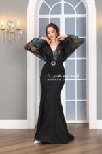 فستان سهرة بأكمام ملونه - الصورة 4