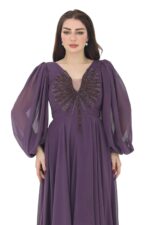 ⁦فستان سهرة تطريز كم طويل⁩ - الصورة ⁦3⁩