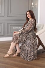 ⁦فستان نمري بتصميم فاخر⁩ - الصورة ⁦4⁩