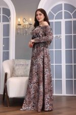 ⁦فستان مناسبات بتطريز فخم⁩ - الصورة ⁦3⁩