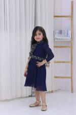 ⁦جلابية بناتي كحلي انيقة⁩ - الصورة ⁦3⁩