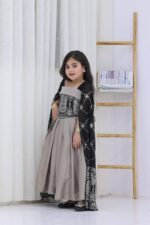 ⁦جلابية مغربية بناتي بتطريز فاخر⁩ - الصورة ⁦2⁩