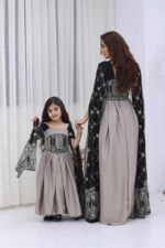 ⁦جلابية مغربية بناتي بتطريز فاخر⁩ - الصورة ⁦4⁩