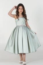 ⁦فستان بناتي قصير بدون أكمام سهرة⁩ - الصورة ⁦2⁩