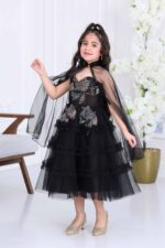 ⁦فستان بناتي كيب مطرز⁩ - الصورة ⁦2⁩