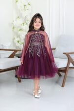 ⁦فستان بناتي كاب مطرز⁩ - الصورة ⁦2⁩