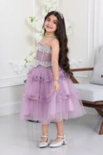 ⁦فستان بناتي طبقات تل⁩ - الصورة ⁦2⁩