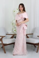 ⁦فستان سهرة كسرات مطرز⁩ - الصورة ⁦3⁩