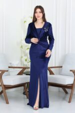 ⁦فستان سهرة مخمل شتوي⁩ - الصورة ⁦6⁩