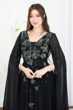 ⁦فستان سهرة مطرز راقي⁩ - الصورة ⁦4⁩