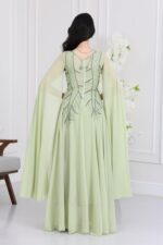 ⁦فستان شيفون سهرة فخم مطرز⁩ - الصورة ⁦3⁩