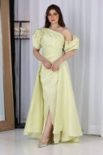 ⁦فستان سواريه فاخر للمناسبات⁩ - الصورة ⁦2⁩