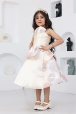 ⁦فستان بناتي بتصميم فاخر⁩ - الصورة ⁦2⁩