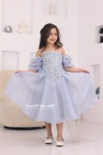 ⁦فستان بناتي بتطريز راقي⁩ - الصورة ⁦2⁩