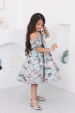 ⁦فستان بناتي بفونكة مطرزة أنيقة⁩ - الصورة ⁦2⁩