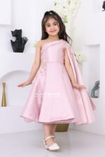 فستان بناتي سهرة بتطريز جانبي فخم