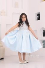 ⁦فستان بناتي فخم بياقة عالية⁩ - الصورة ⁦3⁩