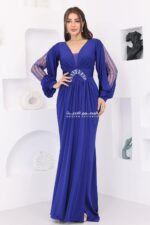 ⁦فستان سهرة بأكمام طويله مطرزة⁩ - الصورة ⁦2⁩