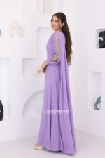 ⁦فستان سهرة بأكمام كيب⁩ - الصورة ⁦5⁩